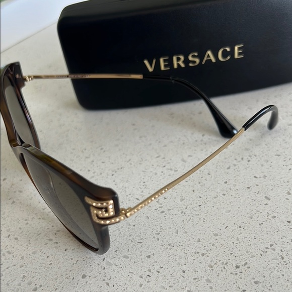 Versace Brown Cat Eye Sunglasses with Gold Accents - Picture 2 of 2